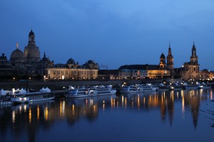 Dresden Altstadt abends, aufgebaut mit Fördermitteln